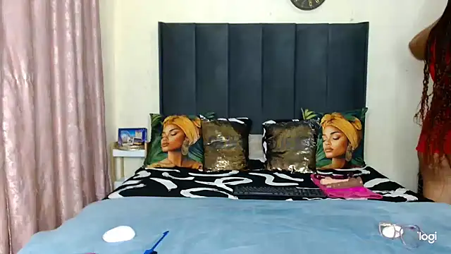 Snapshot of quenliyasa chatting on February 11, 2026, 8:52 pm quenliyasa online show from February 11, 2026, 8:52 pm