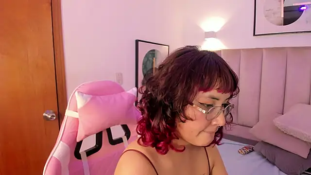 Snapshot of Haru_Bonny chatting on December 14, 2025, 8:09 am Haru Bonny online show from December 14, 2025, 8:09 am