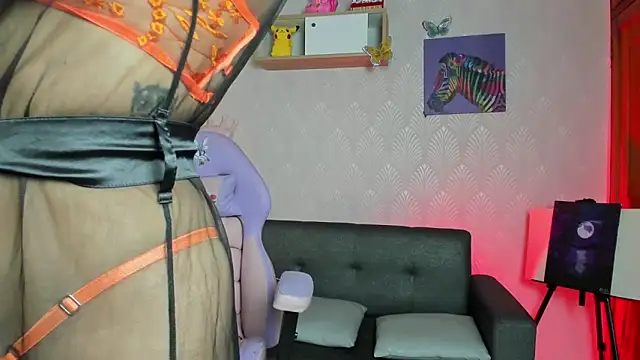 Snapshot of Alaia_Love77 chatting on November 27, 2025, 10:10 pm Alaia Love77 online show from November 27, 2025, 10:10 pm