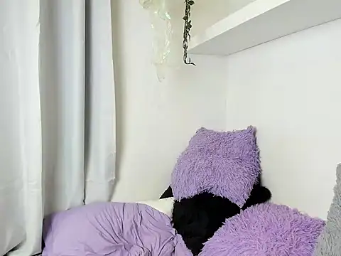 Snapshot of santy-kitty chatting on December 14, 2024, 12:55 am santy-kitty online show from December 14, 2024, 12:55 am