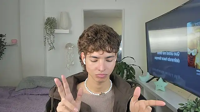 Snapshot of santy-kitty chatting on November 27, 2025, 12:55 am santy-kitty online show from November 27, 2025, 12:55 am