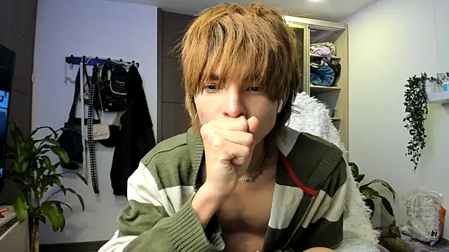 Snapshot of santy-kitty chatting on March 13, 2025, 3:22 am santy-kitty online show from March 13, 2025, 3:22 am