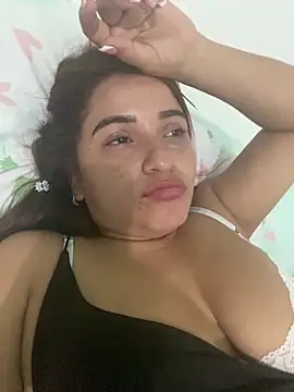 Snapshot of perlita05 chatting on March 19, 2025, 2:16 am perlita05 online show from March 19, 2025, 2:16 am