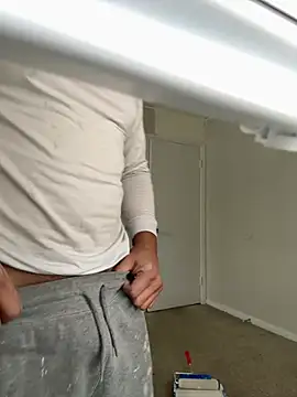 elamante03 online show from December 10, 2024, 3:22 pm