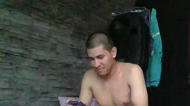 Sexylatin64 online show from November 13, 2025, 9:19 pm