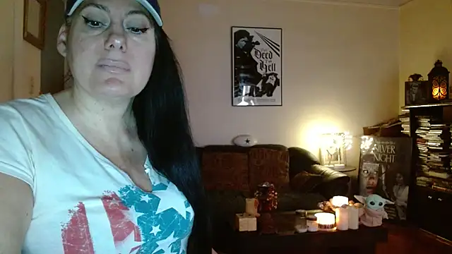 Snapshot of mandaloriangirls chatting on January 6, 2026, 6:01 pm mandaloriangirls online show from January 6, 2026, 6:01 pm