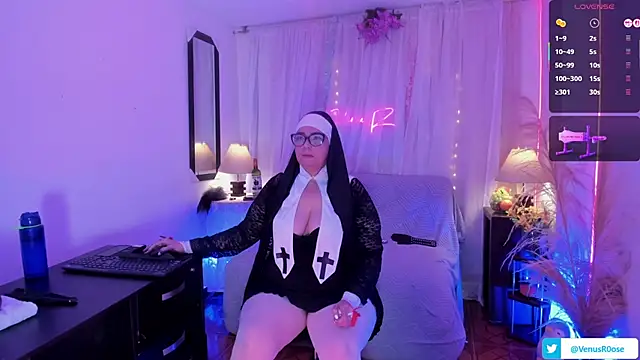 Venus R0se online show from March 22, 2026, 5:32 am