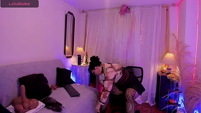 Venus R0se online show from March 31, 2026, 8:16 am