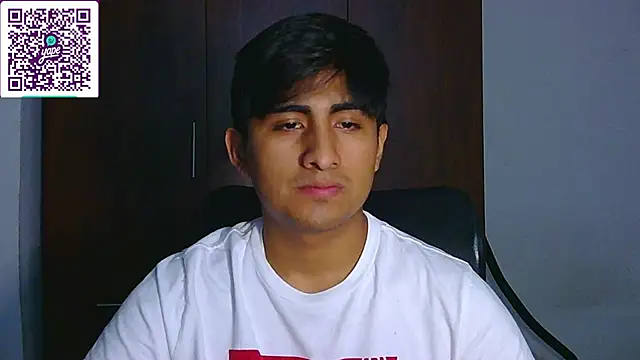 Snapshot of CzarPM chatting on December 15, 2025, 2:06 am CzarPM online show from December 15, 2025, 2:06 am