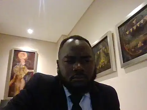 Snapshot of R32RLINE chatting on June 10, 2026, 3:13 pm R32RLINE online show from June 10, 2026, 3:13 pm