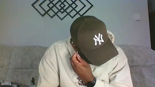 Stayinalive1992 online show from January 9, 2026, 4:41 am