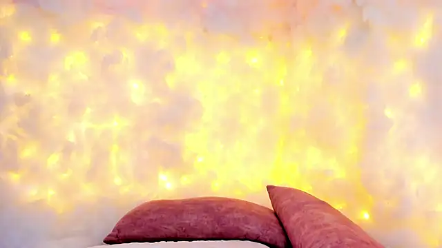 amelie murphy  online show from February 14, 2025, 11:20 pm