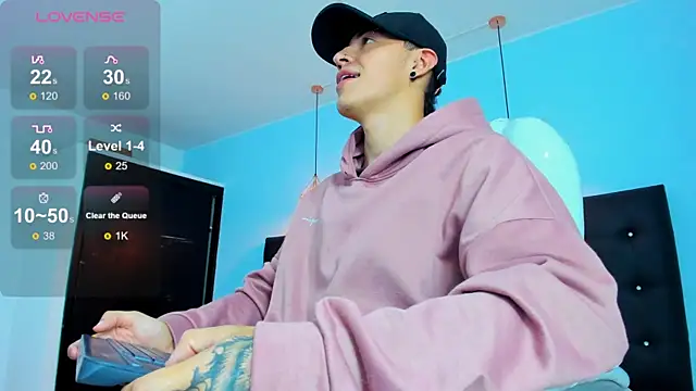 Lobo 17  online show from November 2, 2025, 2:49 am