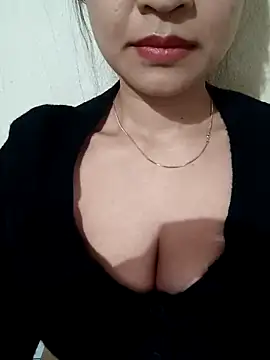 AssAsiancute online show from January 8, 2025, 4:44 pm