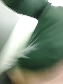 QcMisterv13 online show from November 3, 2025, 7:06 pm