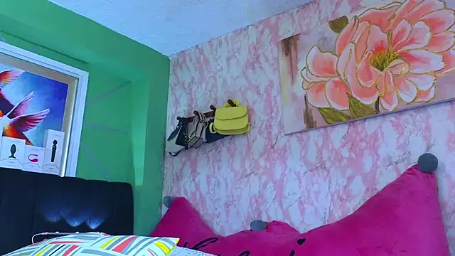 Snapshot of Catherine_hapton chatting on February 26, 2026, 12:32 am Catherine hapton online show from February 26, 2026, 12:32 am