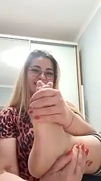 pussyCat t online show from January 18, 2026, 5:16 pm