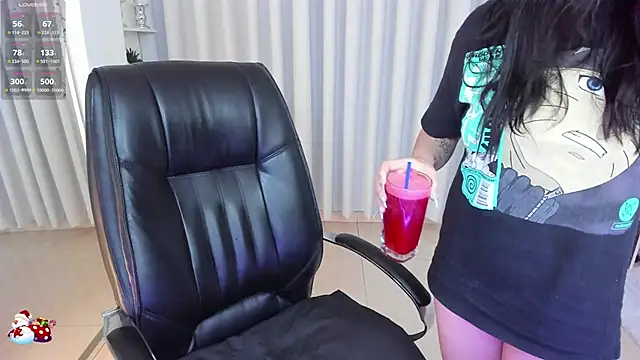 Snapshot of misshoneyxxx chatting on December 4, 2025, 4:33 am misshoneyxxx online show from December 4, 2025, 4:33 am