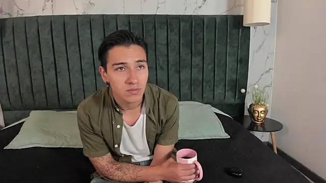 Andy Joy  online show from April 4, 2026, 11:50 am