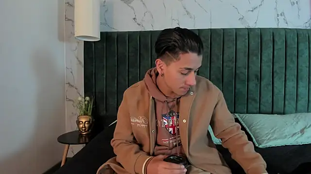 Snapshot of Andy_Joy_ chatting on January 6, 2026, 11:25 am Andy Joy online show from January 6, 2026, 11:25 am