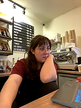 cinnabon  online show from October 13, 2025, 1:23 pm