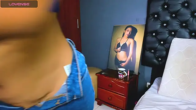 Snapshot of catalinamuss_ chatting on November 5, 2025, 2:53 pm catalinamuss online show from November 5, 2025, 2:53 pm