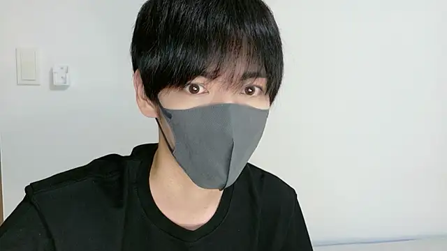 Snapshot of itsme_LEON chatting on October 15, 2025, 1:08 pm itsme LEON online show from October 15, 2025, 1:08 pm