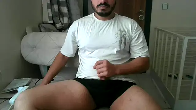 Snapshot of DateMike94 chatting on November 21, 2025, 9:52 am DateMike94 online show from November 21, 2025, 9:52 am