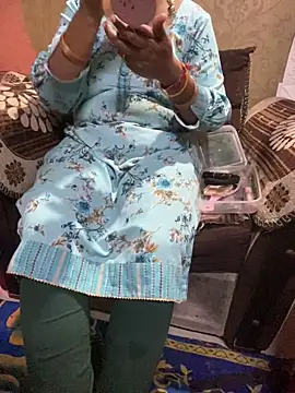 Tameesh sexy mistress online show from April 5, 2026, 4:46 pm