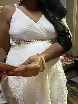 Tameesh sexy mistress online show from February 24, 2026, 5:03 pm