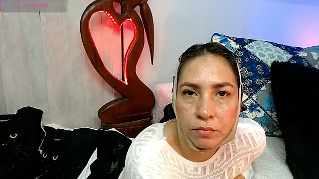 naihroby online show from April 3, 2026, 12:28 am