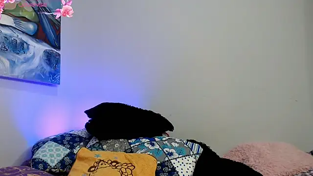 Snapshot of naihroby chatting on November 5, 2025, 10:46 pm naihroby online show from November 5, 2025, 10:46 pm