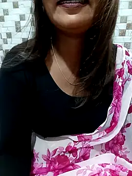 Snapshot of taniya_bhabi2 chatting on October 5, 2025, 7:21 am taniya bhabi2 online show from October 5, 2025, 7:21 am