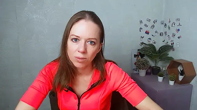 Snapshot of GloriaSi_ chatting on November 16, 2025, 5:17 pm GloriaSi online show from November 16, 2025, 5:17 pm