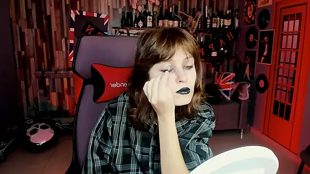 LolaAsmus online show from October 25, 2025, 5:17 am