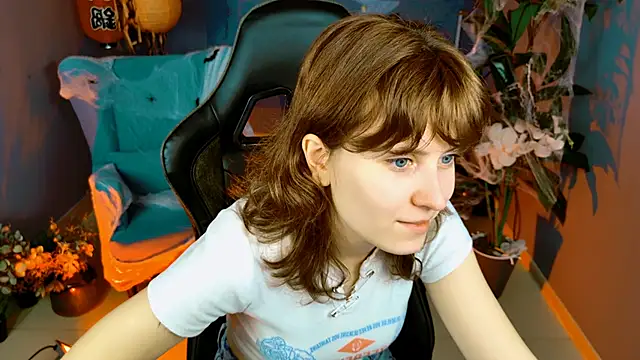 LolaAsmus online show from October 22, 2025, 5:40 am