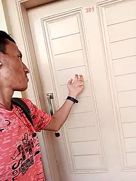 Snapshot of your_chiru chatting on November 1, 2025, 1:01 am your chiru online show from November 1, 2025, 1:01 am