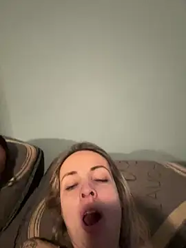 Snapshot of Annelibre chatting on February 23, 2025, 6:17 am Annelibre online show from February 23, 2025, 6:17 am