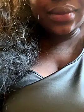 Snapshot of Gripperke00 chatting on December 20, 2025, 5:27 pm Gripperke00 online show from December 20, 2025, 5:27 pm