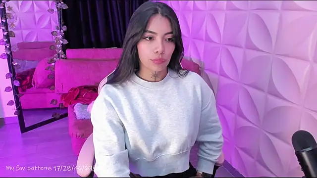 Snapshot of NattGomez chatting on November 11, 2025, 1:44 am NattGomez online show from November 11, 2025, 1:44 am