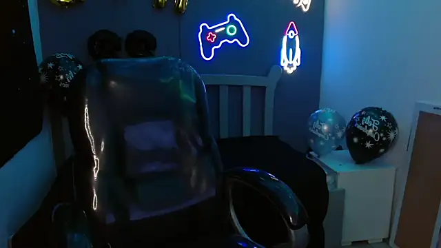 JackSwan18 online show from January 4, 2025, 7:13 pm