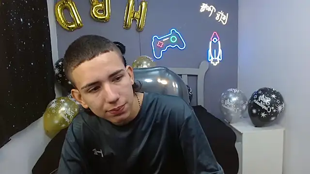 JackSwan18 online show from January 3, 2025, 2:08 pm