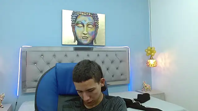 JackSwan18 online show from January 20, 2025, 4:32 am