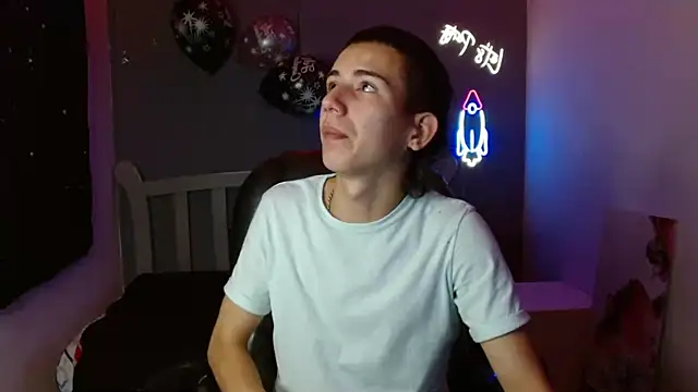 JackSwan18 online show from January 10, 2025, 12:36 pm