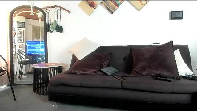 Antoniohot2024 online show from April 20, 2026, 1:56 pm