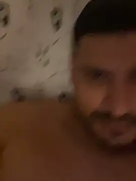 Snapshot of Insaneskillzz69 chatting on April 2, 2026, 10:00 am Insaneskillzz69 online show from April 2, 2026, 10:00 am