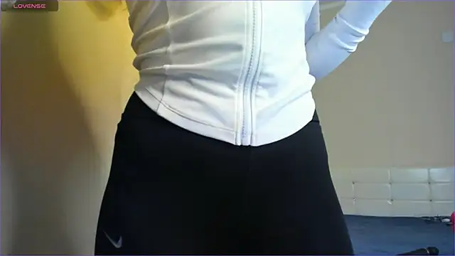 Snapshot of Mia_Meow_ chatting on March 8, 2025, 12:41 pm Mia Meow online show from March 8, 2025, 12:41 pm