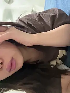 Snapshot of Mia_Meow_ chatting on March 21, 2025, 2:50 am Mia Meow online show from March 21, 2025, 2:50 am