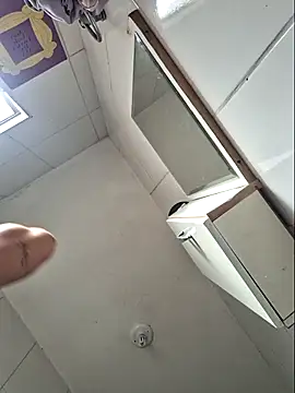 luuhcat09 online show from November 20, 2025, 10:38 am