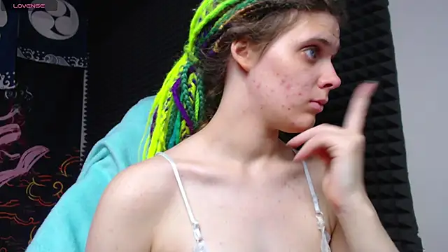 Snapshot of KIKI_Krash chatting on November 11, 2025, 10:10 am KIKI Krash online show from November 11, 2025, 10:10 am